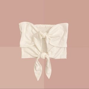 Lovely double-front knot bandeau top.It can be styled in so many different ways!